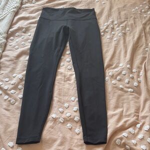 Lululemon Wunder Train 28 in Legging in Black